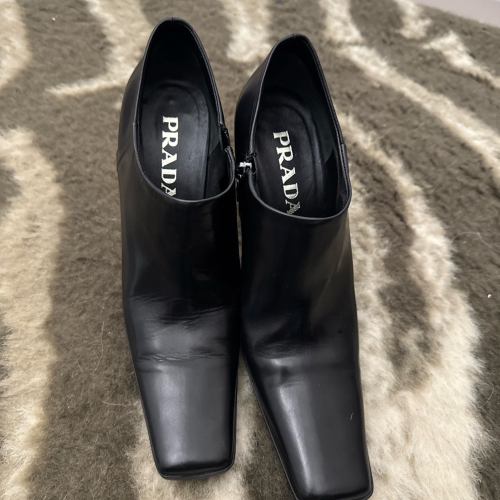 Prada Black Heeled Boots with Smooth Leather and Block Heel - Picture 3 of 8